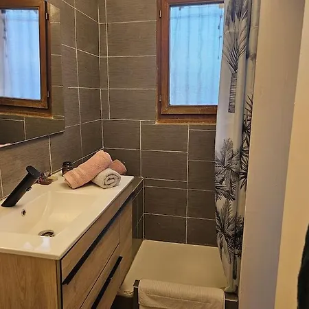 Apartment Le Serenite -clim-wifi-proche Centre Ville-plages *